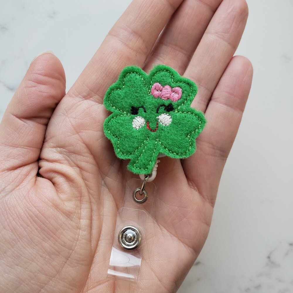 St Patricks Day Shamrock Badge Reels, Nurse Teacher Retractable ID Clips NWT